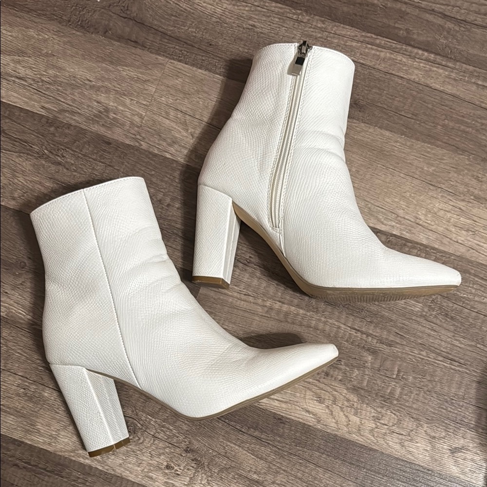 Elegant White Ankle Boots